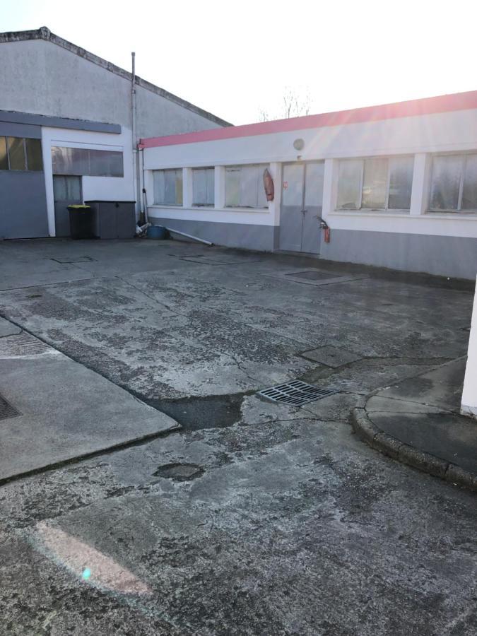 Gite De La Nievre - Centre Ville-2E Etage Flixecourt Exterior photo